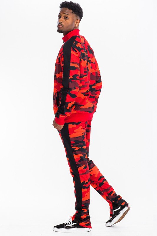 MENS FULL CAMO WITH STRIPE JACKET and PANT SET - Get Zipped